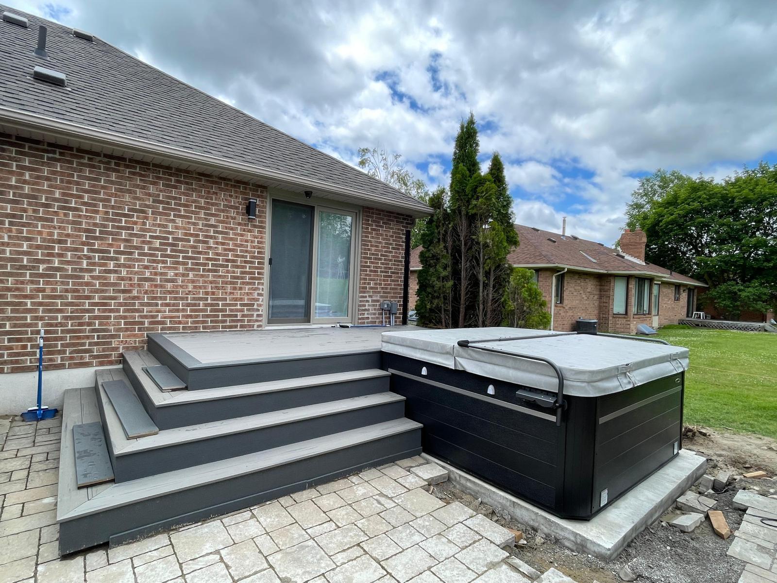 Builder Site Composite Deck 03